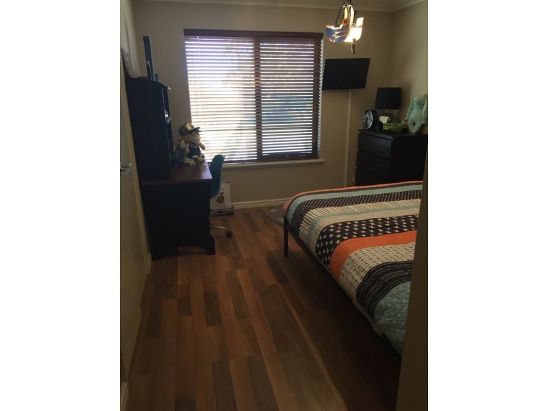 39 Stonewall Circuit, Landsdale WA 6065