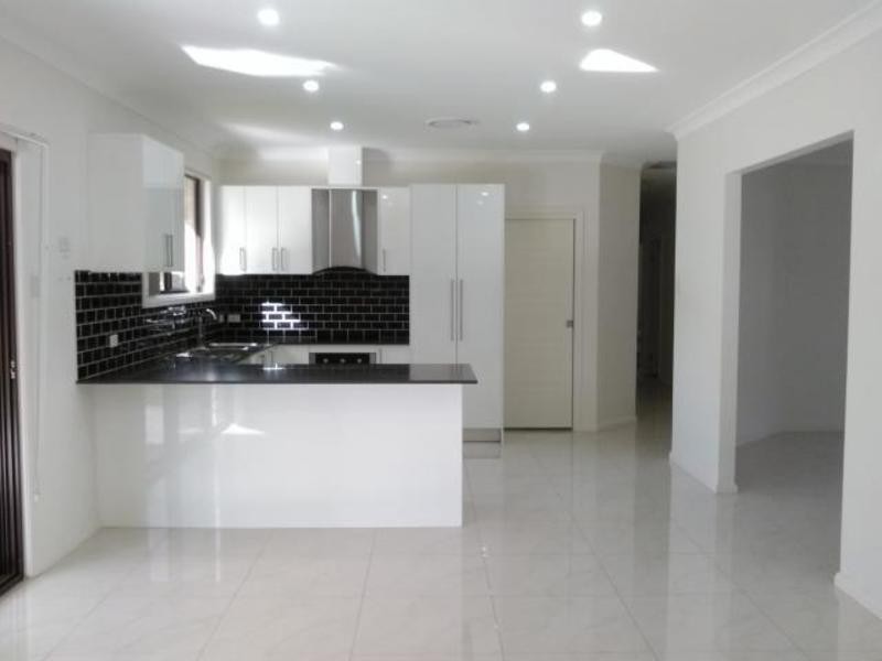 1 STURT PLACE, Windsor Downs NSW 2756