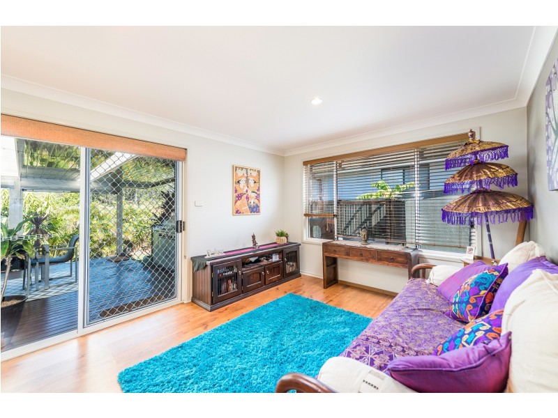 6 Creighton Drive, Medowie NSW 2318