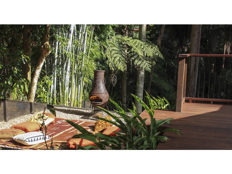 16 Lucania Court, Tamborine Mountain QLD 4272