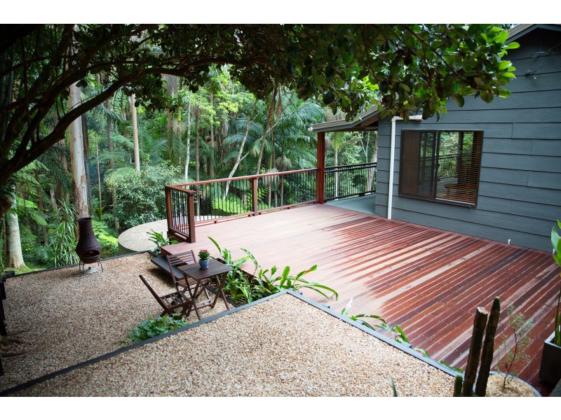 16 Lucania Court, Tamborine Mountain QLD 4272