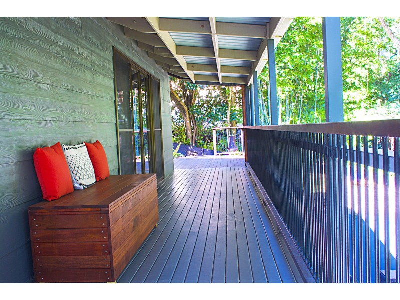 16 Lucania Court, Tamborine Mountain QLD 4272