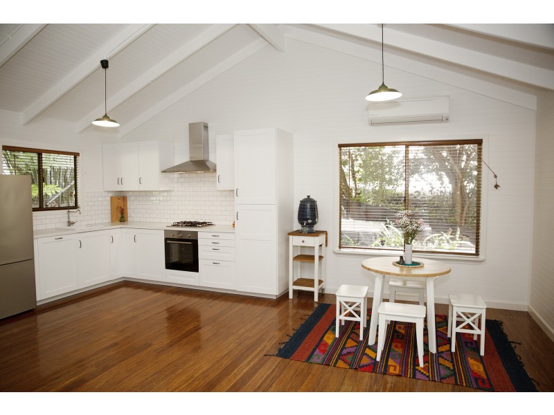 16 Lucania Court, Tamborine Mountain QLD 4272