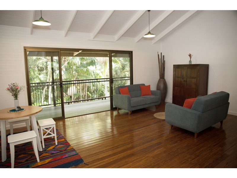 16 Lucania Court, Tamborine Mountain QLD 4272