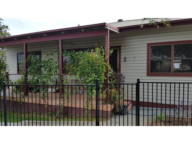 1 Wentworth Street, Telarah NSW 2320