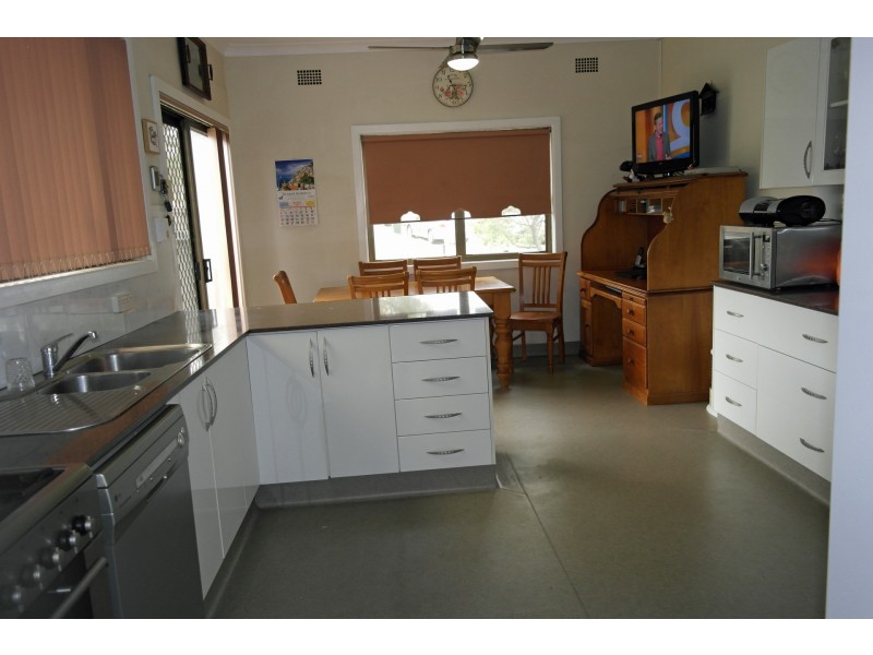 1 Wentworth Street, Telarah NSW 2320