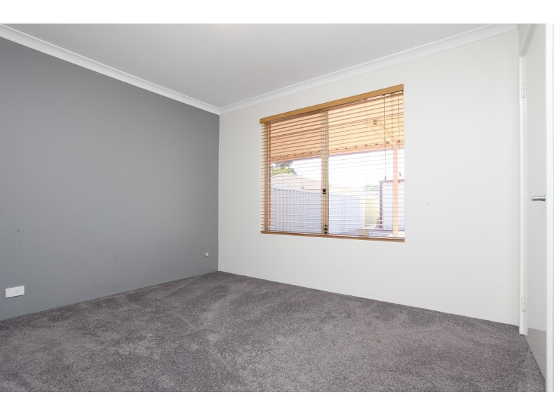 4 Warnt Court, South Guildford WA 6055