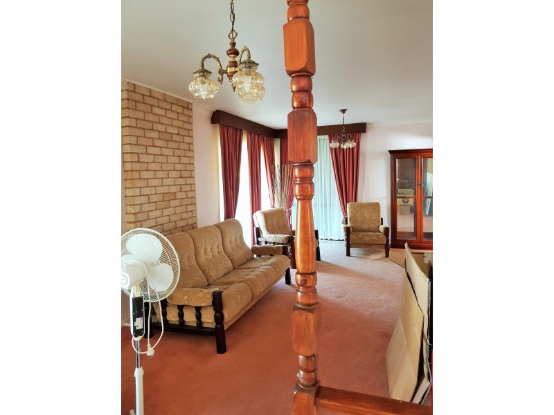 2 Crofton Avenue, Batlow NSW 2730