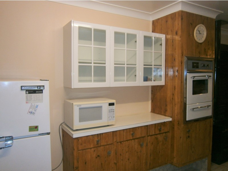 2 Crofton Avenue, Batlow NSW 2730