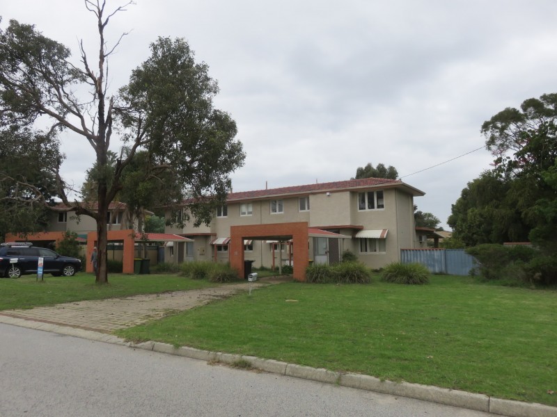 17 Benjamin Street, Armadale WA 6112