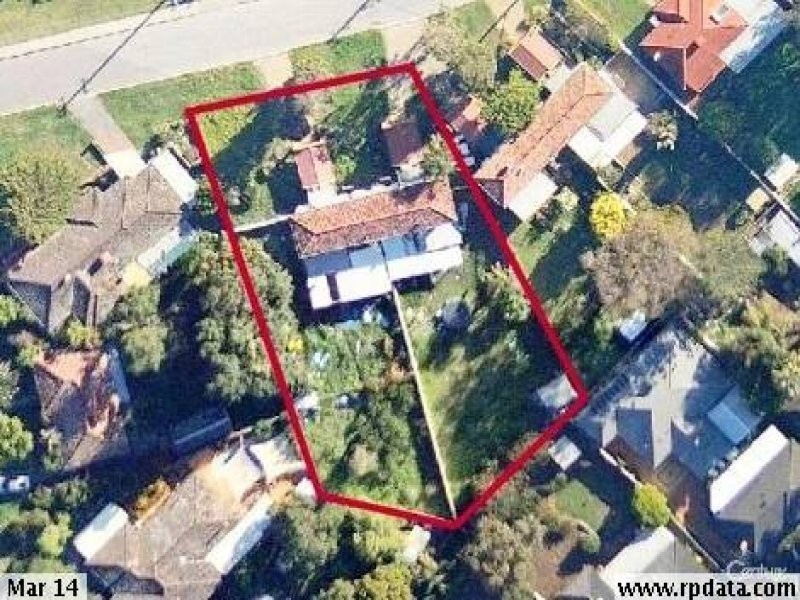 17 Benjamin Street, Armadale WA 6112