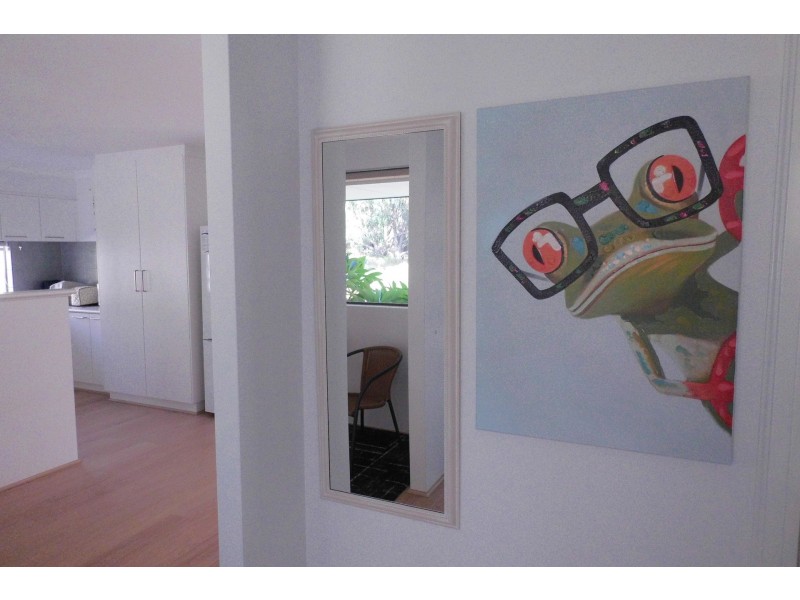 16 Pinegrove Vista, Meadow Springs WA 6210