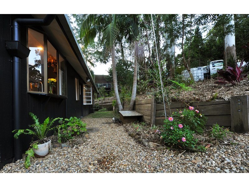 38 Kinabalu drive, Tamborine Mountain QLD 4272