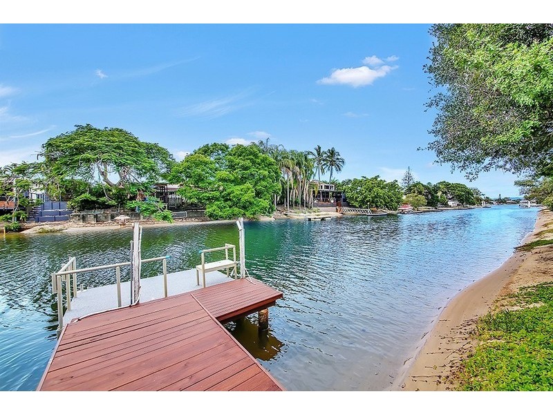 6 Key West, Broadbeach Waters QLD 4218