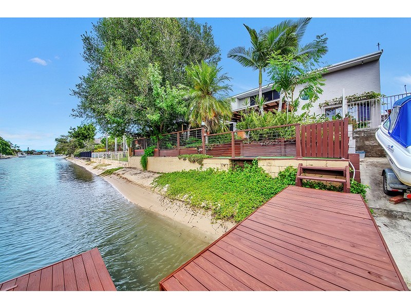 6 Key West, Broadbeach Waters QLD 4218