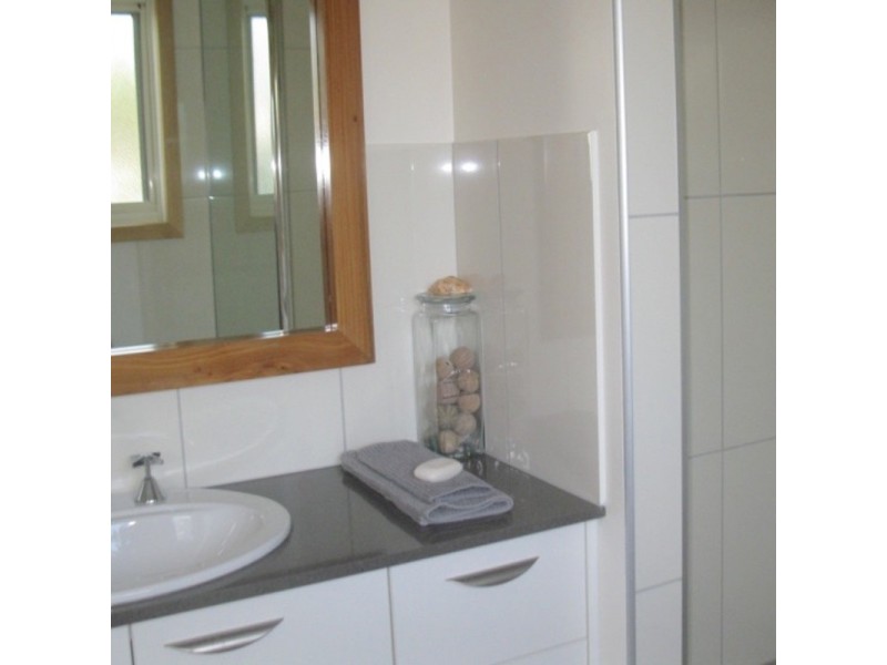 8 Sailors Retreat, Marlo VIC 3888