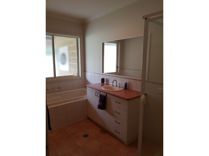 15 Kimball Court, Thurgoona NSW 2640