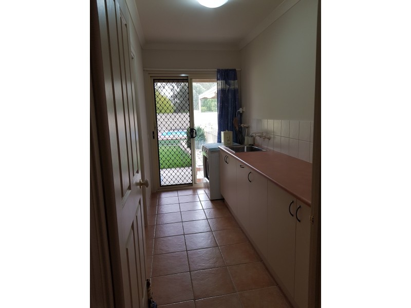 15 Kimball Court, Thurgoona NSW 2640