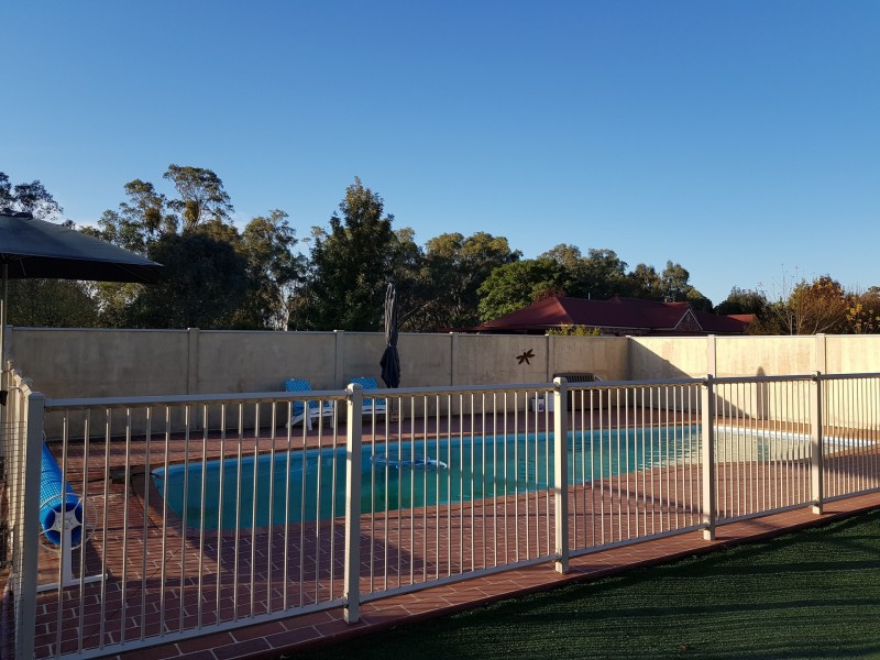 15 Kimball Court, Thurgoona NSW 2640