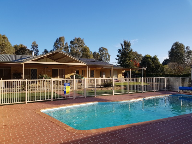 15 Kimball Court, Thurgoona NSW 2640