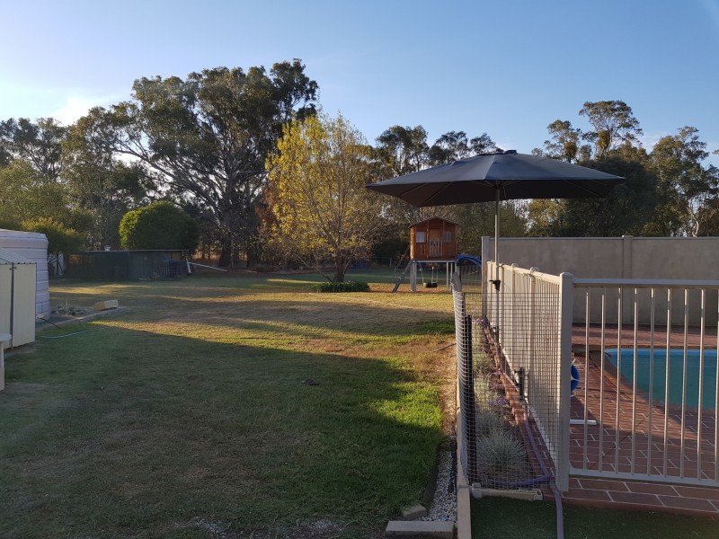 15 Kimball Court, Thurgoona NSW 2640