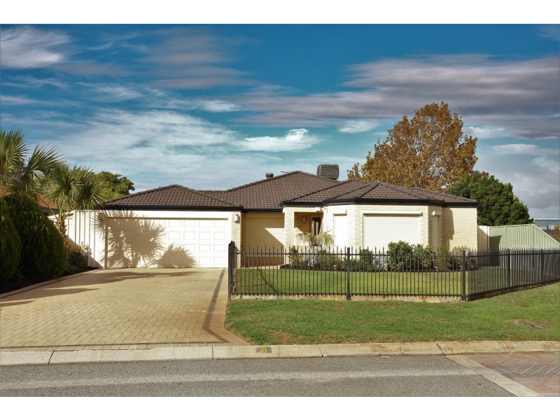 2 Hedges Retreat, Atwell WA 6164