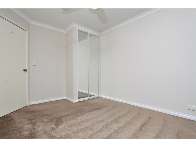 2 Hedges Retreat, Atwell WA 6164