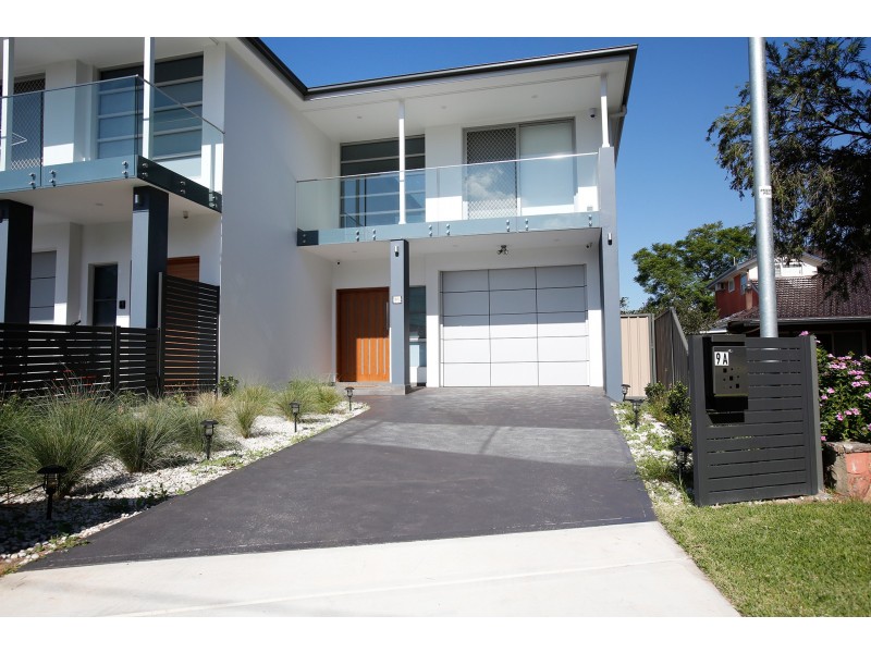 9A Ogilvie Street, East Hills NSW 2213