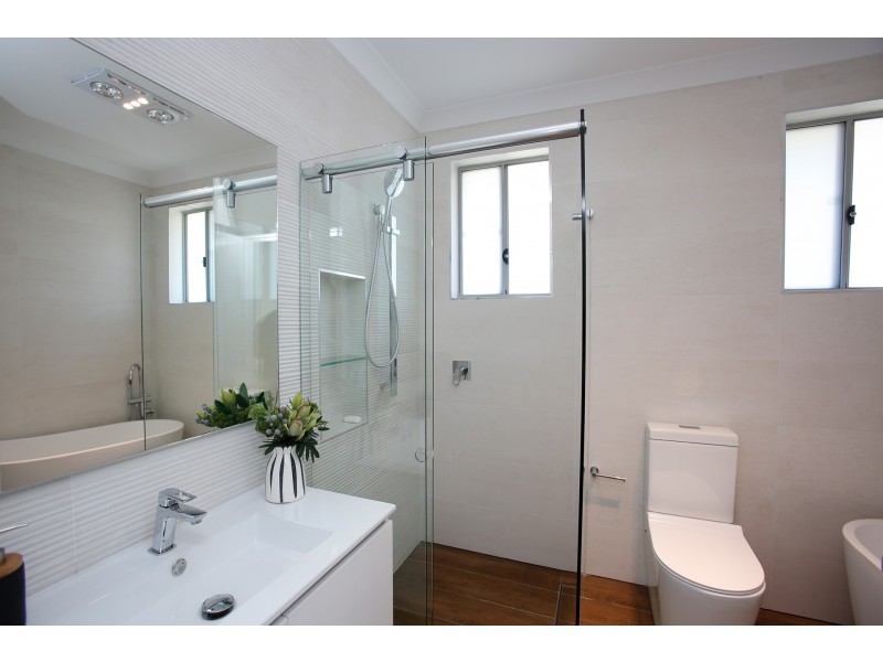 9A Ogilvie Street, East Hills NSW 2213