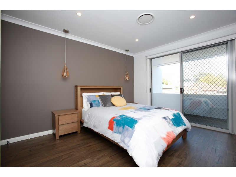 9A Ogilvie Street, East Hills NSW 2213