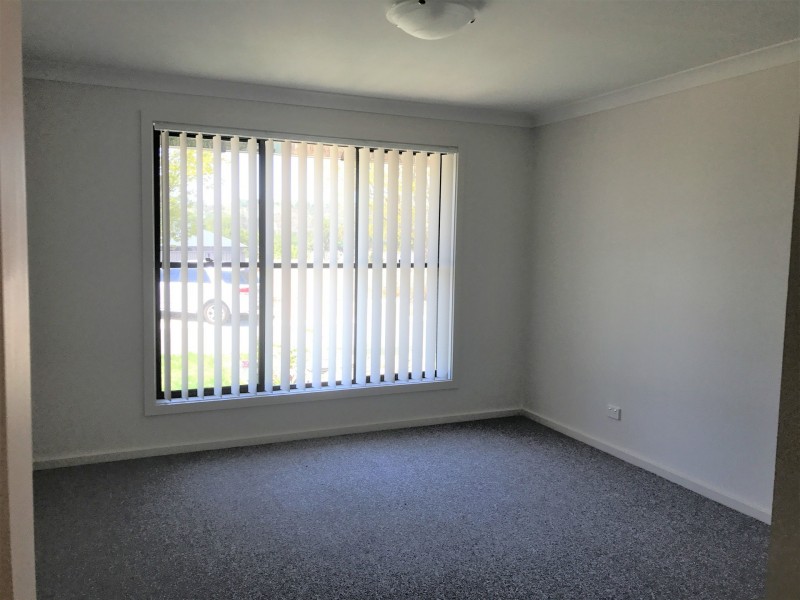 2 Huxtable Place, Goulburn NSW 2580