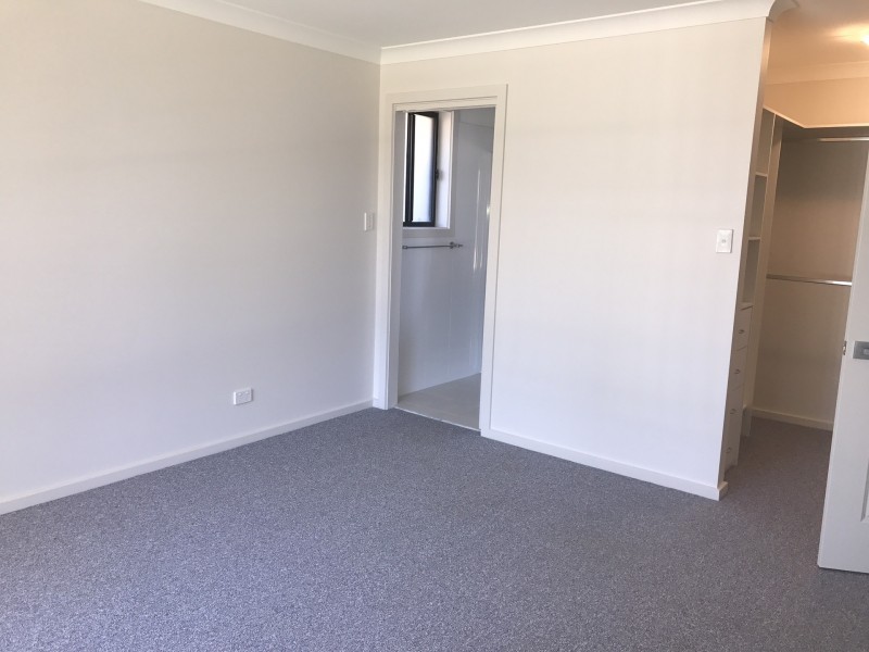 2 Huxtable Place, Goulburn NSW 2580