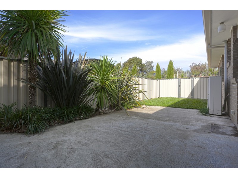 19 Muir Court, Romsey VIC 3434
