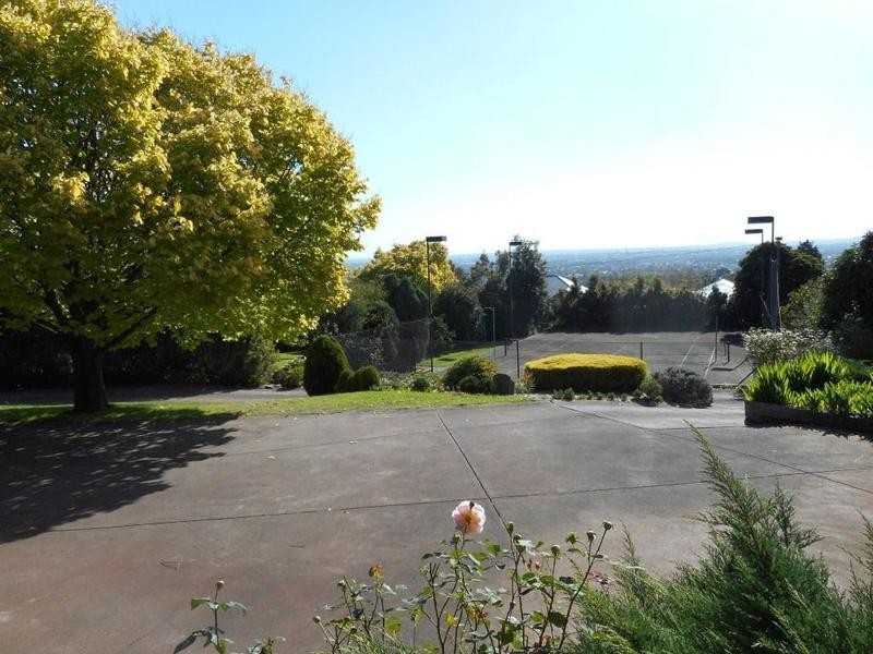 80 Major Crescent, Lysterfield VIC 3156
