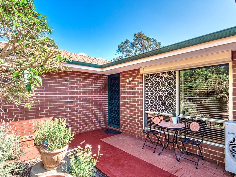 8 Bradshaw Road, Byford WA 6122