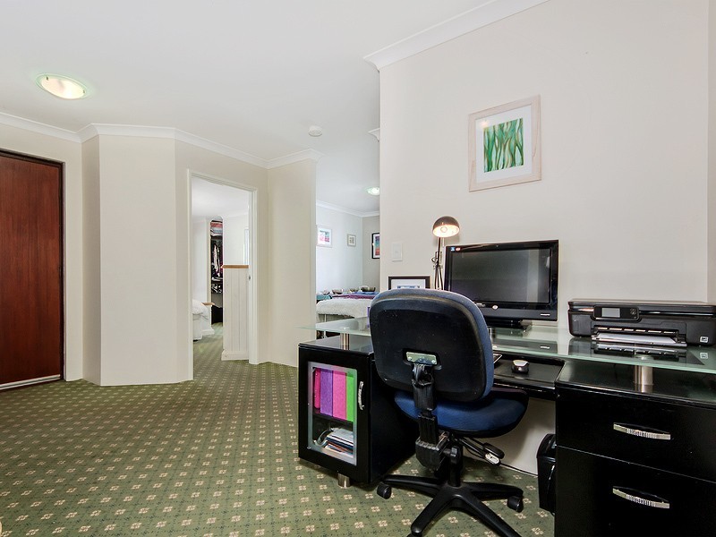 8 Bradshaw Road, Byford WA 6122