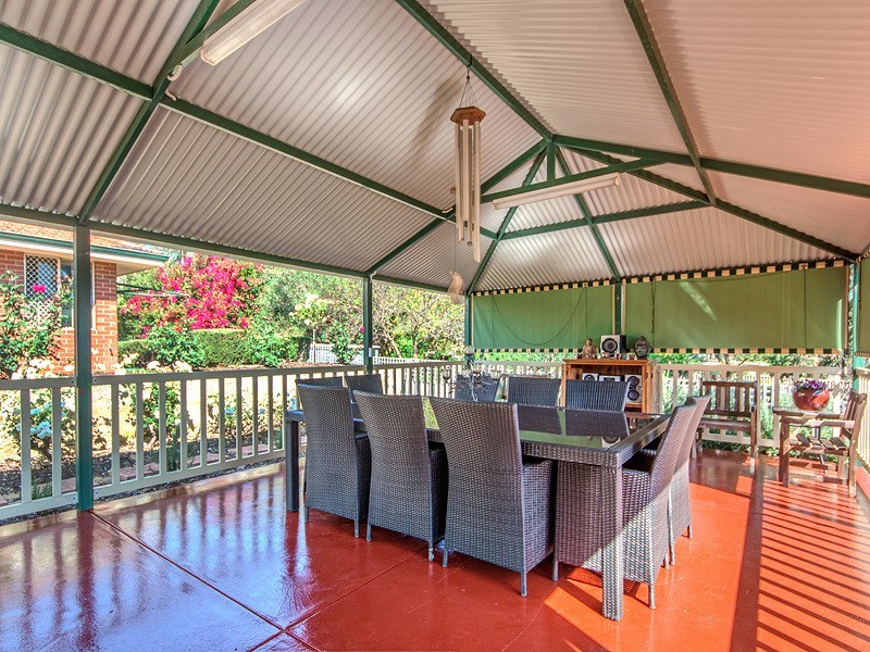 8 Bradshaw Road, Byford WA 6122