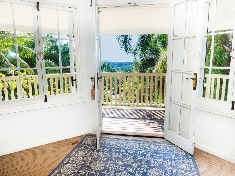 5 Moresby Street, Trinity Beach QLD 4879