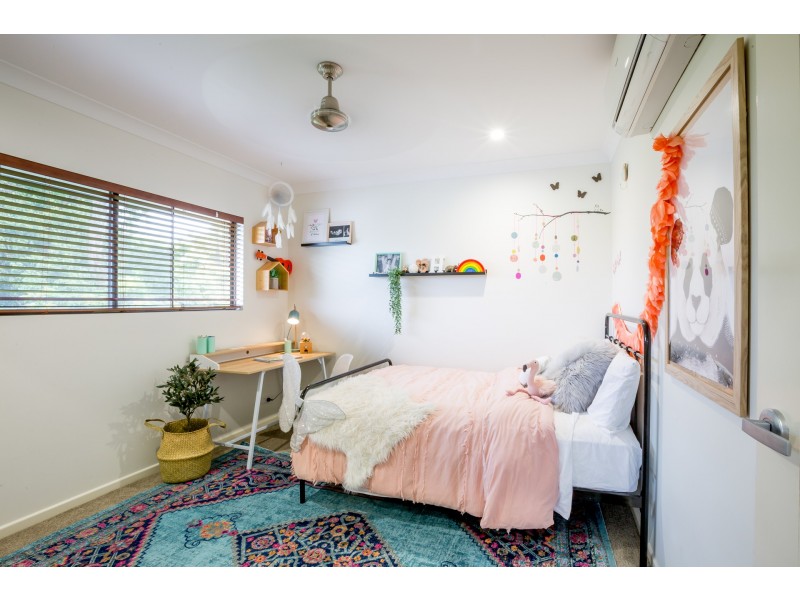 3 Raddle Court, Cannonvale QLD 4802