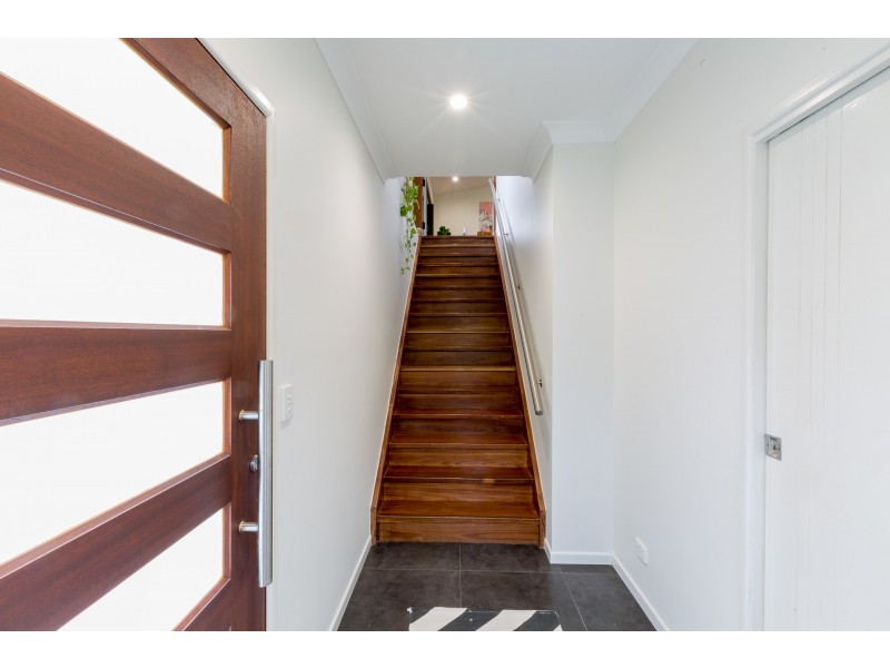 3 Raddle Court, Cannonvale QLD 4802