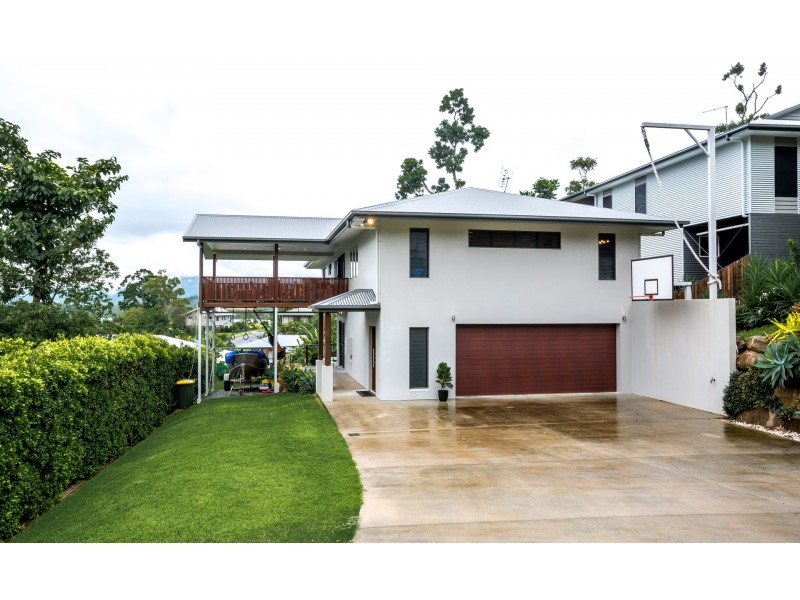 3 Raddle Court, Cannonvale QLD 4802