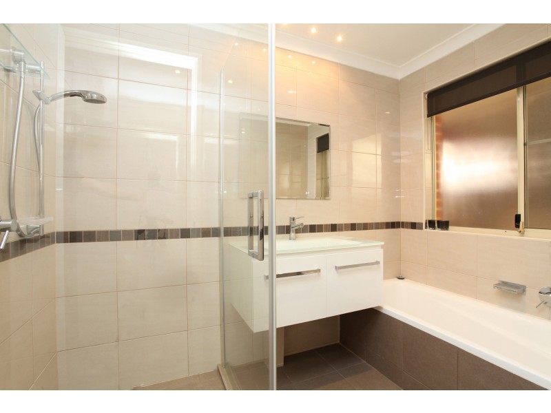 2 Taupo Glade, Joondalup WA 6027