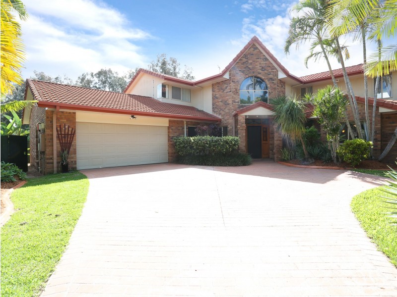 6 Yungaburra Place, Helensvale QLD 4212