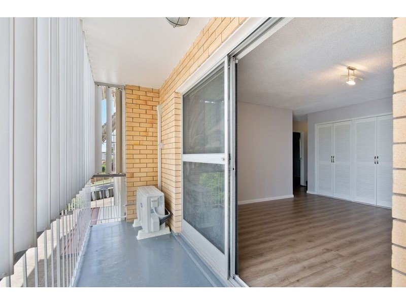 2/10 Stopford Street, Wooloowin QLD 4030