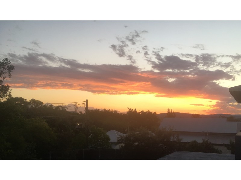 2/10 Stopford Street, Wooloowin QLD 4030