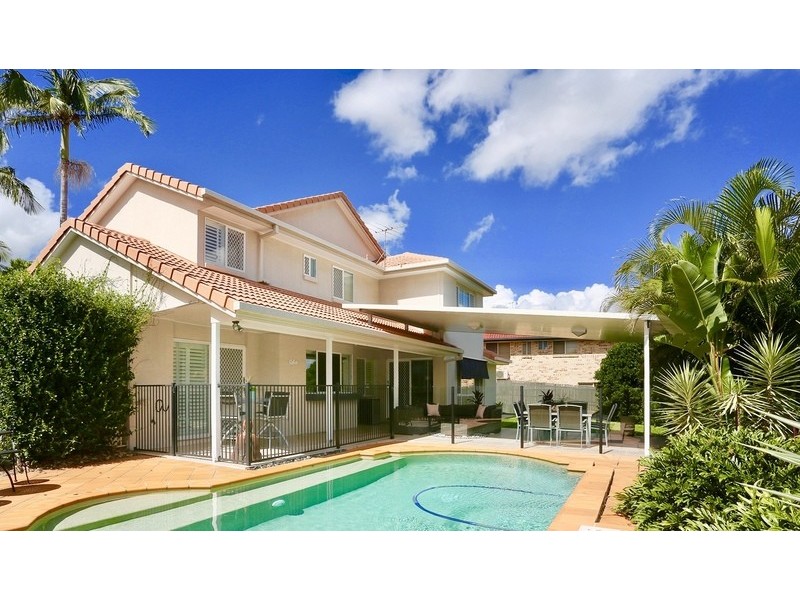 5 Chelsea Court, Carindale QLD 4152