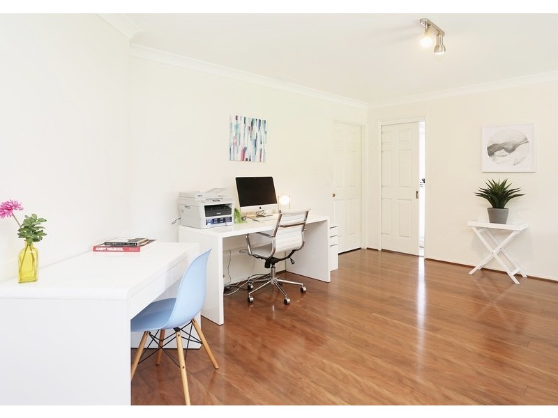 5 Chelsea Court, Carindale QLD 4152