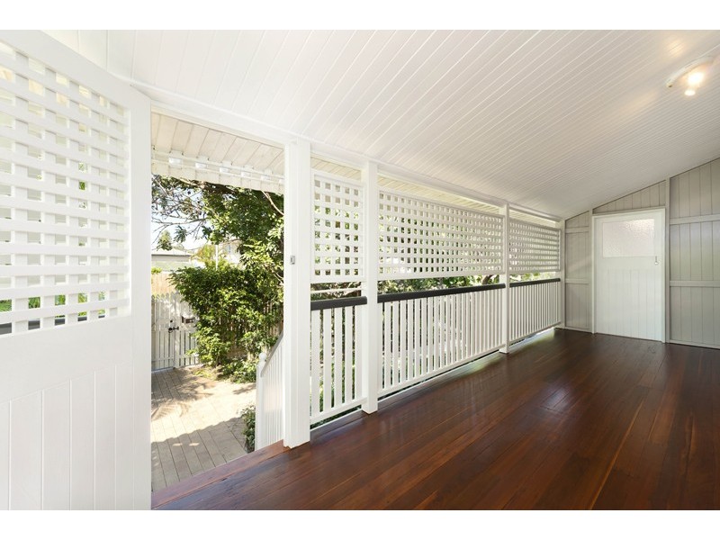 9 Barclay Street, Deagon QLD 4017