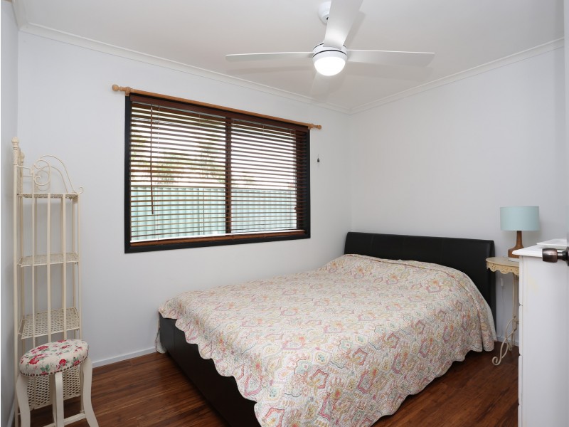 42 Avocado Street, Elanora QLD 4221