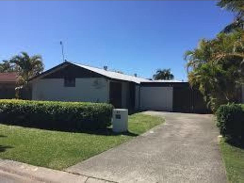 42 Avocado Street, Elanora QLD 4221